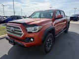 Used 2017 Toyota Tacoma 4x4 Double Cab image 3