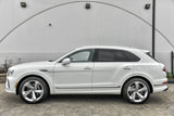 New 2024 Bentley Bentayga Plug-In Hybrid image 5