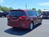 Used 2017 Chrysler Pacifica LX image 4