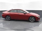 Used 2025 Hyundai Elantra Sport image 2
