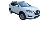 Used 2018 Nissan Rogue SV image 2