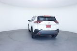 Used 2023 Nissan Rogue SV image 5