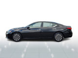 Used 2023 Nissan Altima 2.5 SV image 3
