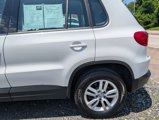 Used 2017 Volkswagen Tiguan S image 4
