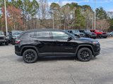 New 2025 Jeep Compass Latitude image 4