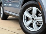 Used 2024 Kia Sorento LX image 2