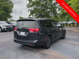 Certified 2020 Chrysler Pacifica Touring-L w/ S Appearance Package image 5