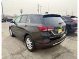 Used 2022 Chevrolet Equinox LT image 2