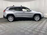 Used 2018 Jeep Cherokee Latitude image 4