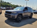 Used 2025 Jeep Grand Cherokee L Altitude image 3