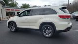 Used 2019 Toyota Highlander XLE image 6
