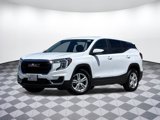 Used 2024 GMC Terrain SLE image 2