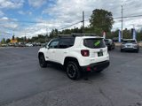 Used 2015 Jeep Renegade Trailhawk image 5