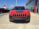 Used 2017 Jeep Cherokee Trailhawk image 3