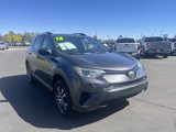 Used 2018 Toyota RAV4 LE image 2