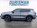 Used 2022 Mitsubishi Outlander SE image 3