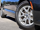Used 2023 Chrysler Pacifica Touring-L image 2