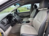 Used 2017 Kia Sedona LX w/ LX Essentials Premium Package image 5