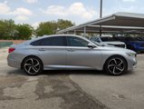 Used 2018 Honda Accord Sport image 3