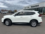 Used 2020 Nissan Rogue SV image 3