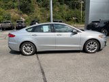 Used 2019 Ford Fusion SE image 2