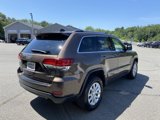 Used 2021 Jeep Grand Cherokee Laredo image 5