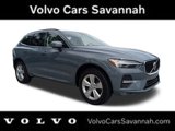 Used 2022 Volvo XC60 B5 Momentum image 2