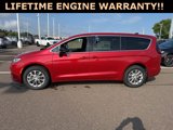 New 2026 Chrysler Pacifica Select image 6