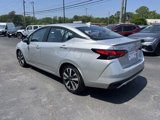 Used 2020 Nissan Versa SR image 5