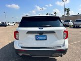 Used 2022 Ford Explorer XLT w/ Equipment Group 202A image 4