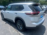 Used 2024 Nissan Rogue S image 3