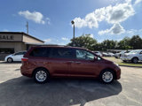 Used 2015 Toyota Sienna XLE Premium image 3
