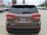Used 2018 Toyota Highlander Plus image 6