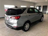 Used 2023 Chevrolet Equinox LT image 3