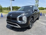 Used 2022 Mitsubishi Outlander SE image 4