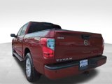 Used 2018 Nissan Titan SV image 5