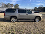 Used 2019 Chevrolet Suburban LT w/ LT Signature Package image 3