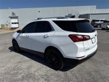 Used 2021 Chevrolet Equinox LT image 2