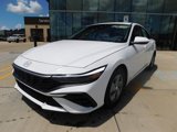 New 2025 Hyundai Elantra SE image 2