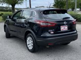 Used 2020 Nissan Rogue Sport S image 3