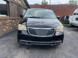 Used 2012 Chrysler Town & Country Touring w/ Driver Convenience Group image 6