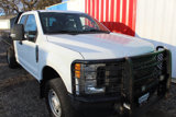 Used 2017 Ford F250 XL w/ Power Equipment Group image 4