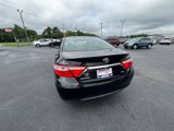 Used 2015 Toyota Camry image 4