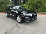 Used 2018 Audi Q3 2.0T Premium w/ Convenience Package image 2