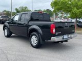 Used 2018 Nissan Frontier SV image 5