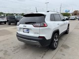 Used 2019 Jeep Cherokee Limited image 5