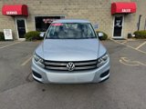 Used 2014 Volkswagen Tiguan SE image 2