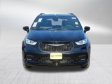 New 2025 Chrysler Pacifica Limited w/ Trailer Tow Group image 2