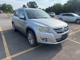 Used 2009 Volkswagen Tiguan SE image 3