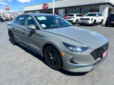 Used 2023 Hyundai Sonata SE image 2